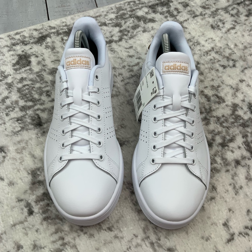 NIB Adidas Advantage women’s tennis shoes - Picture 2 of 8